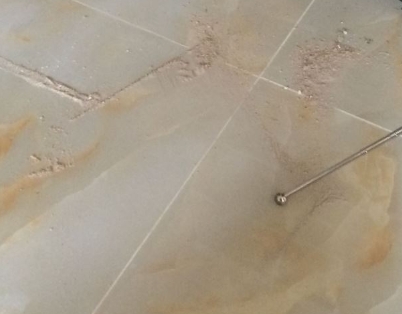 繁昌瓷砖空鼓维修公司分享粘合剂选择不当在瓷砖铺贴过程中可能导致以下问题