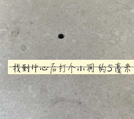 繁昌瓷砖空鼓维修公司专业解答在瓷砖铺贴过程中，如果砂料搅拌不均匀，将会带来以下问题